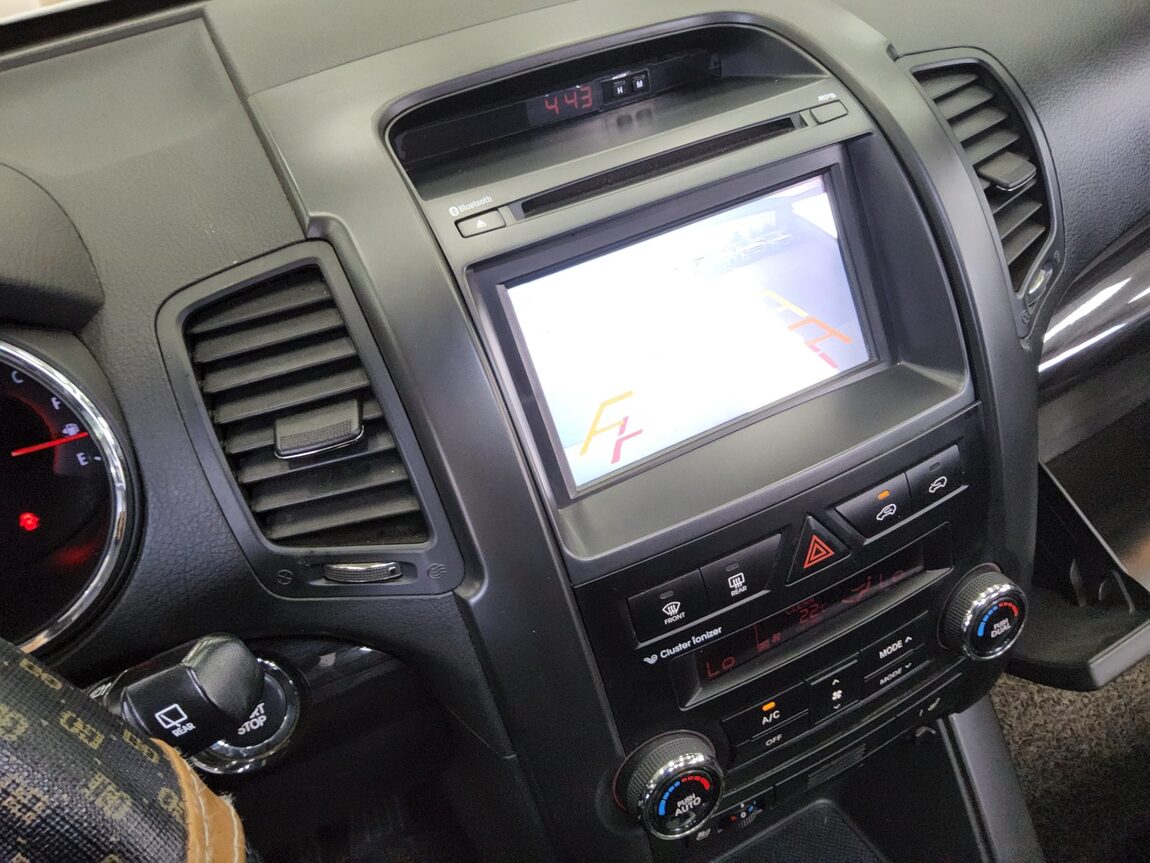 KIA SORENTO R DIESEL 2.0 2WD TLX LUXURY MODEL 2010 - zdjęcie 17