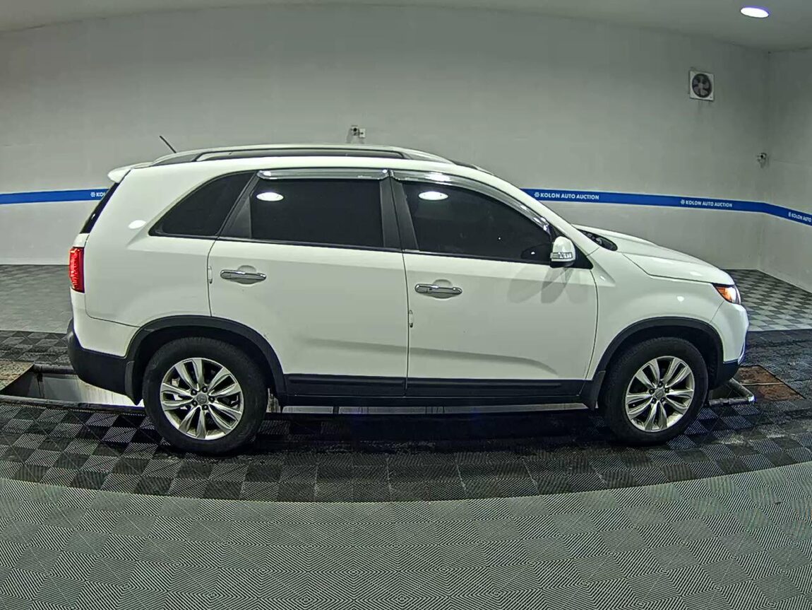 KIA SORENTO R DIESEL 2.0 2WD TLX LUXURY MODEL 2010 - zdjęcie 4