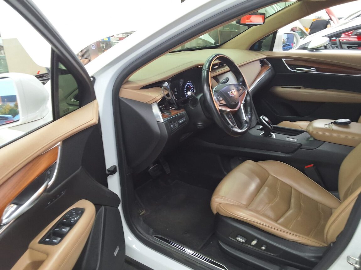 CADILLAC XT5 3.6 PREMIUM 2019 - zdjęcie 10