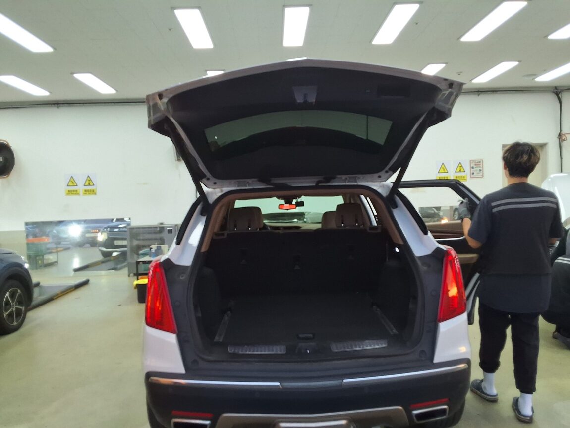 CADILLAC XT5 3.6 PREMIUM 2019 - zdjęcie 15