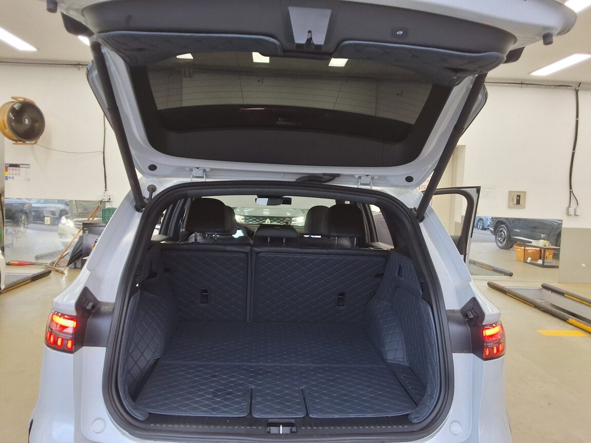 RENAULT (SAMSUNG) GRAND KOLEOS HYBRID 1.5 HEV ICONIC 2025 - zdjęcie 15