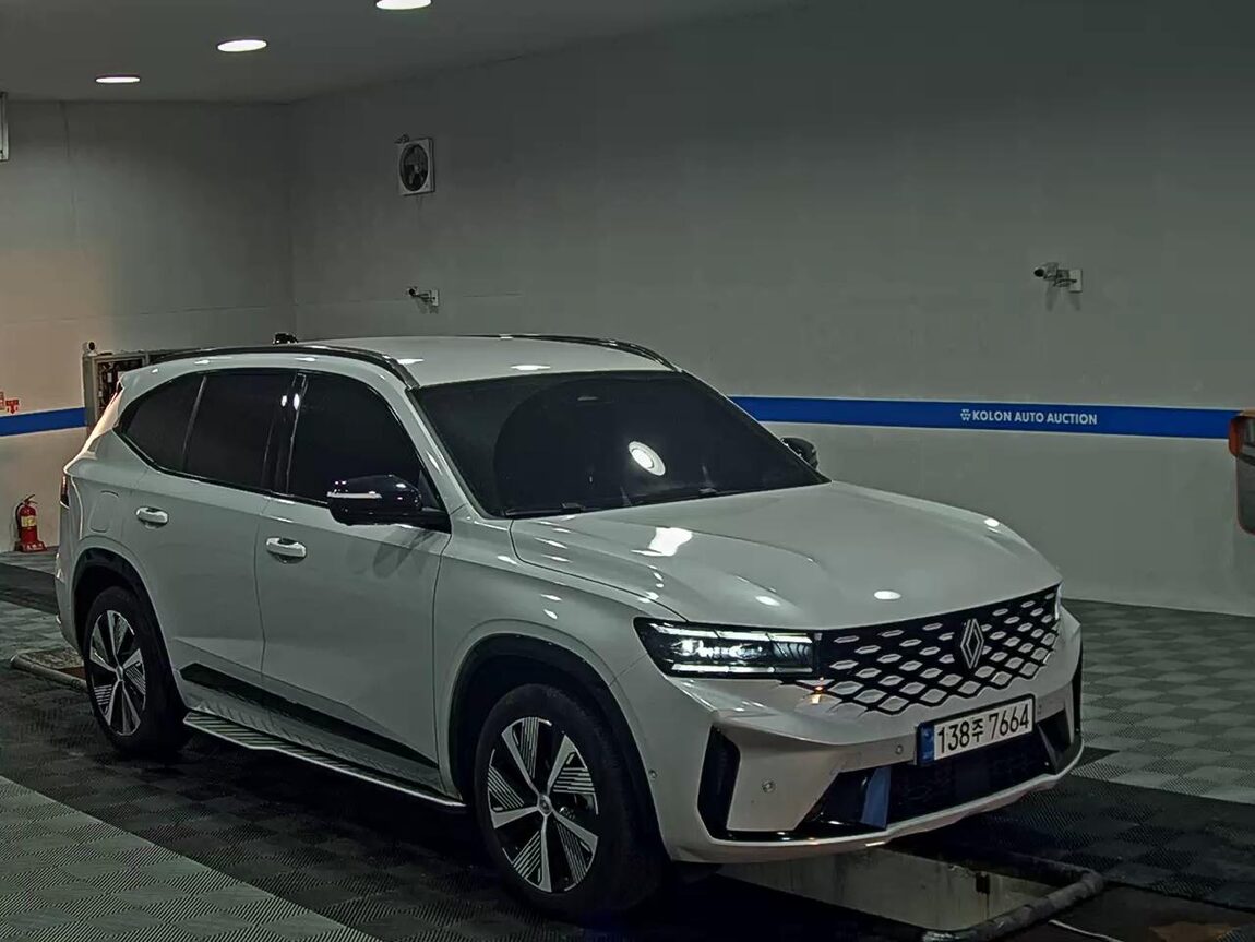 RENAULT (SAMSUNG) GRAND KOLEOS HYBRID 1.5 HEV ICONIC 2025 - zdjęcie 3