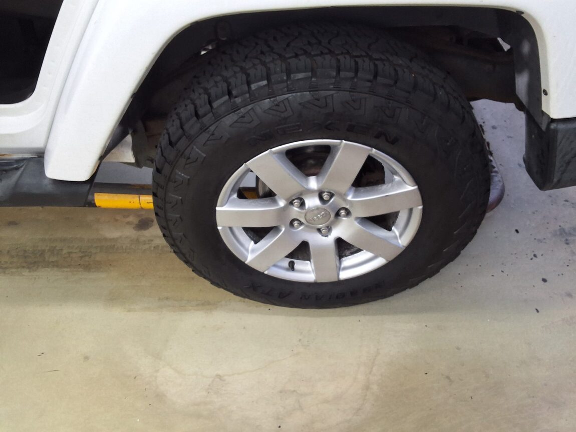 JEEP WRANGLER (JK) 2.8 SAHARA 4-DOOR 2013 - zdjęcie 22