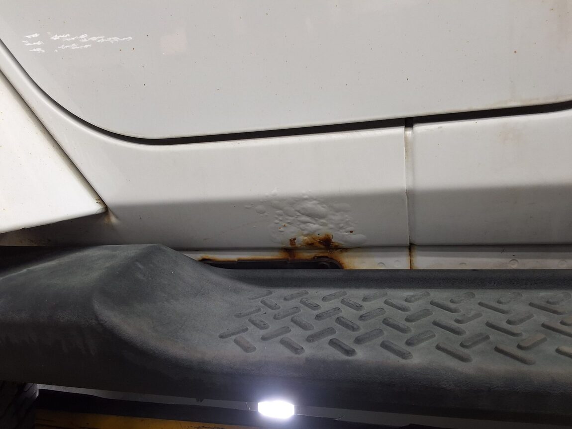 JEEP WRANGLER (JK) 2.8 SAHARA 4-DOOR 2013 - zdjęcie 25