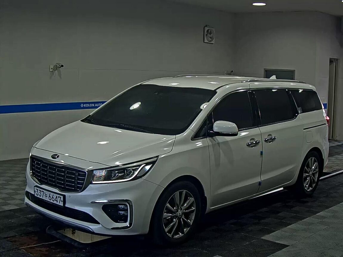 KIA THE NEW CARNIVAL 9-SEATER DIESEL NOBLESSE SPECIAL 2020 - zdjęcie 2