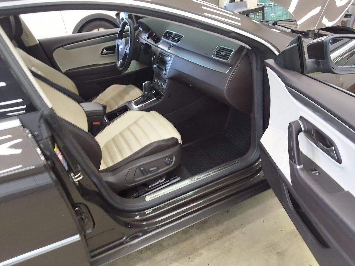 VOLKSWAGEN CC 2.0 TDI BLUEMOTION 4MOTION 2012 - zdjęcie 14