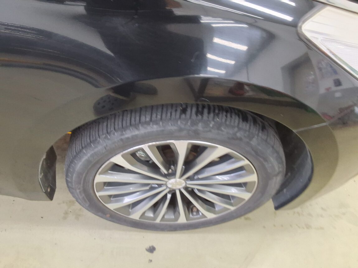 HYUNDAI GRANDEUR HG HG 240 MODERN 2014 - zdjęcie 23