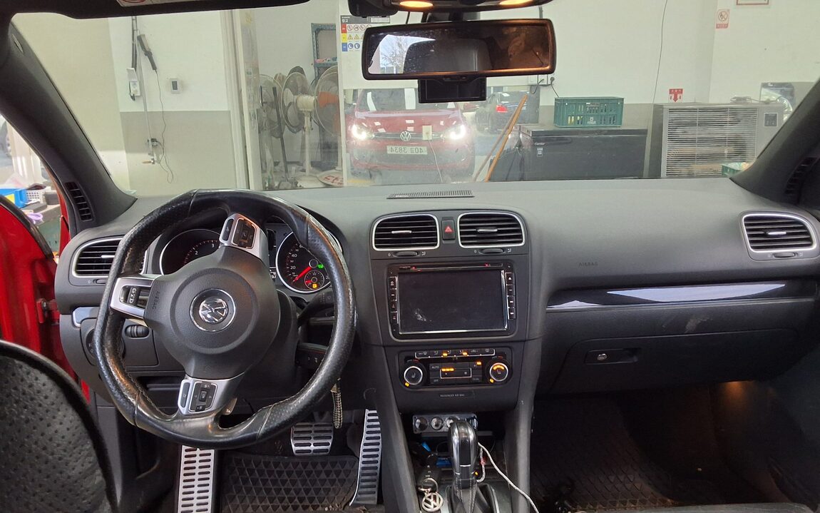 VOLKSWAGEN GOLF (6TH GEN) 2.0 GTD 2012 - zdjęcie 11