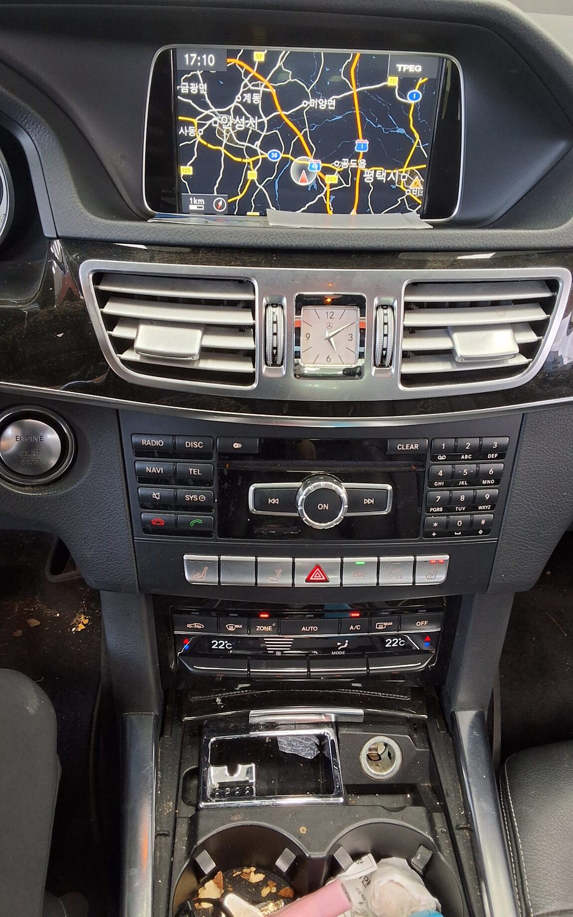 MERCEDES-BENZ E-CLASS (4TH GEN) E250 CDI 4MATIC 2014 - zdjęcie 18