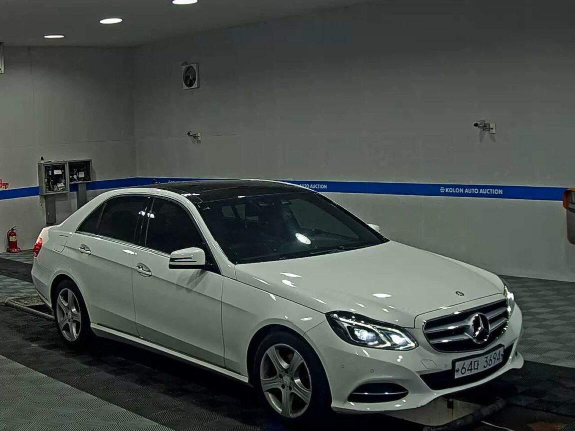 MERCEDES-BENZ E-CLASS (4TH GEN) E250 CDI 4MATIC 2014 - zdjęcie 3