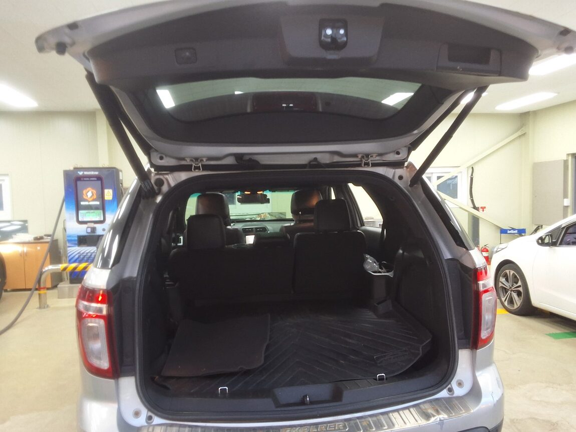 FORD EXPLORER (5TH GEN) 3.5 V6 4WD LIMITED 2014 - zdjęcie 16