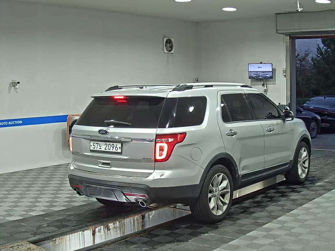 FORD EXPLORER (5TH GEN) 3.5 V6 4WD LIMITED 2014 - zdjęcie 5