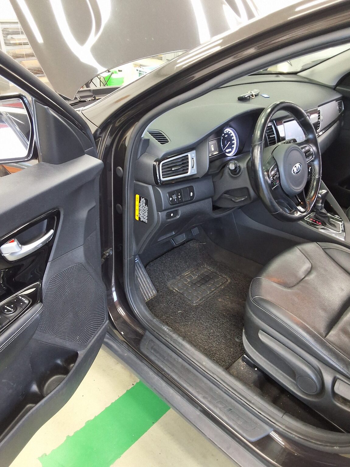 KIA NIRO 1.6 HYBRID PRESTIGE 2017 - zdjęcie 10