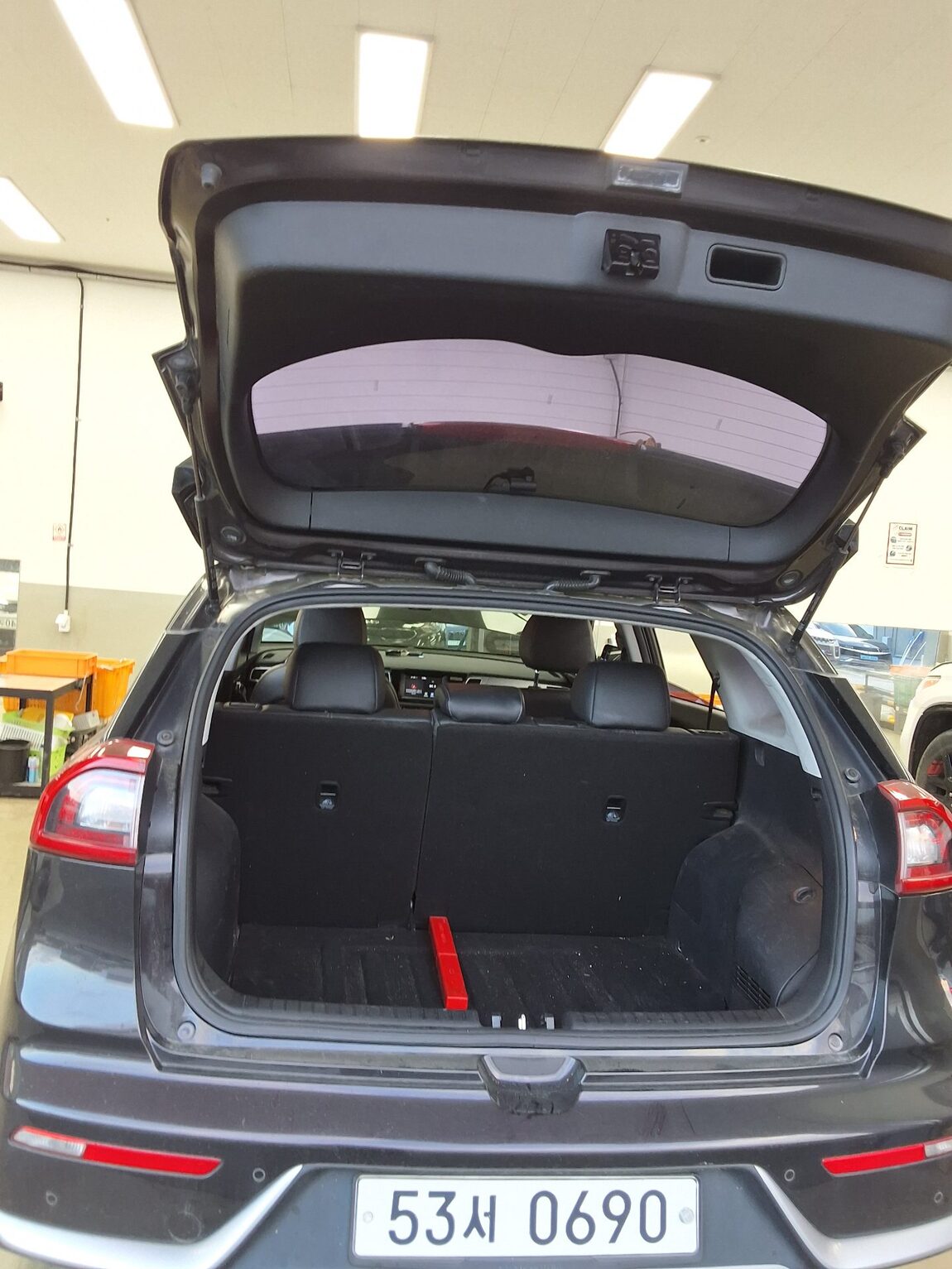 KIA NIRO 1.6 HYBRID PRESTIGE 2017 - zdjęcie 15