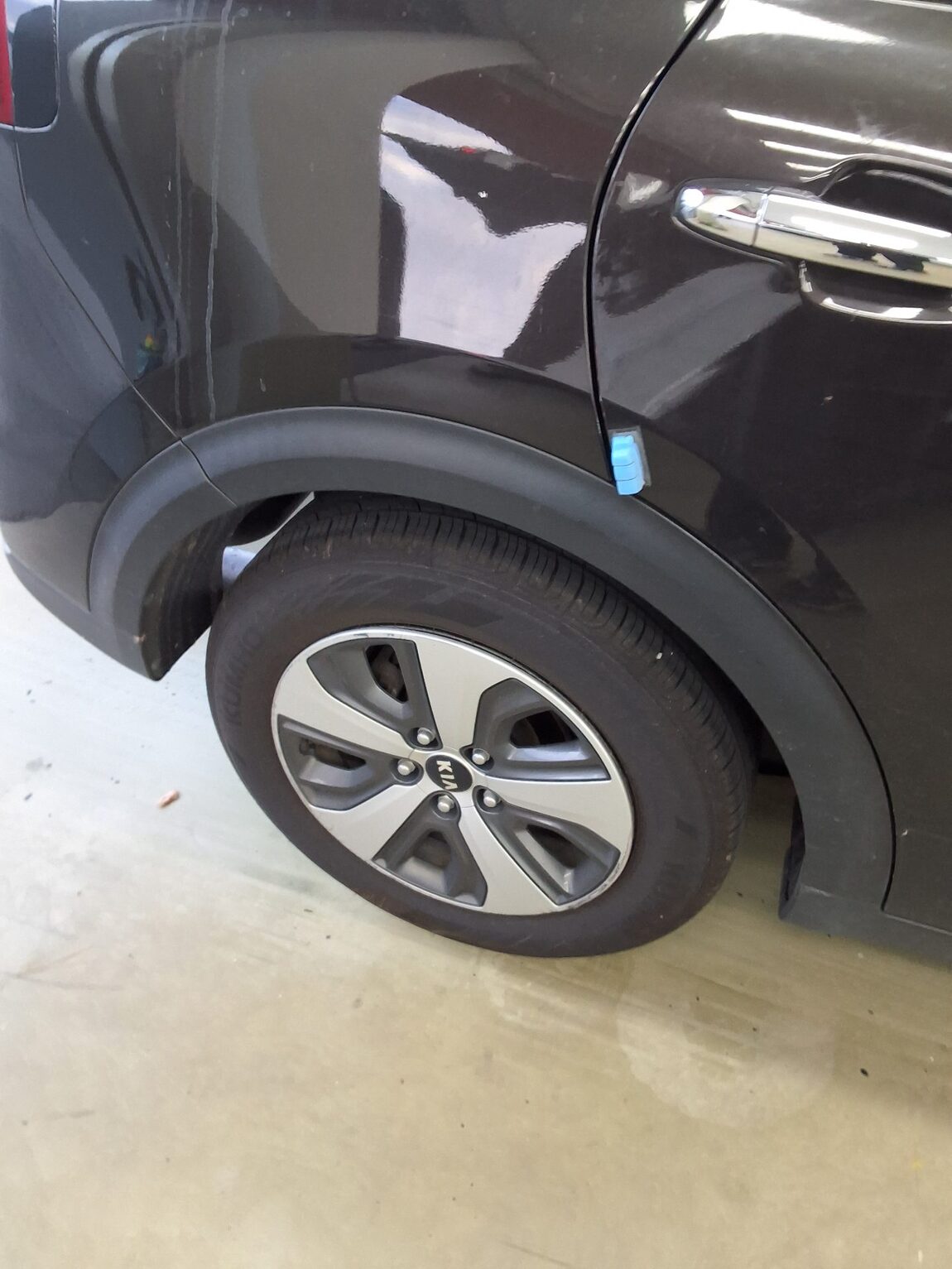 KIA NIRO 1.6 HYBRID PRESTIGE 2017 - zdjęcie 23