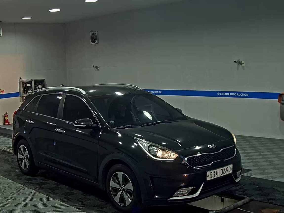 KIA NIRO 1.6 HYBRID PRESTIGE 2017 - zdjęcie 3