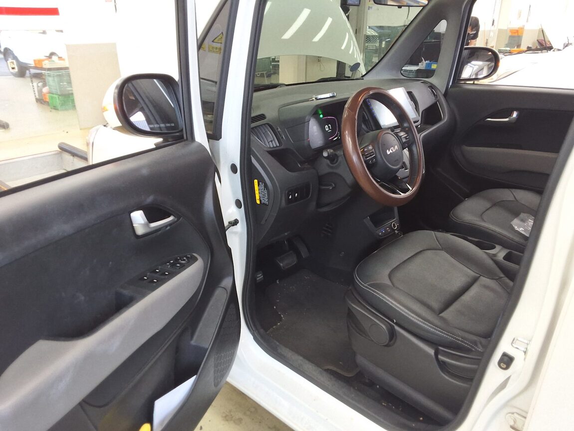 KIA THE NEW KIA RAY 1.0 GASOLINE PRESTIGE 2023 - zdjęcie 10