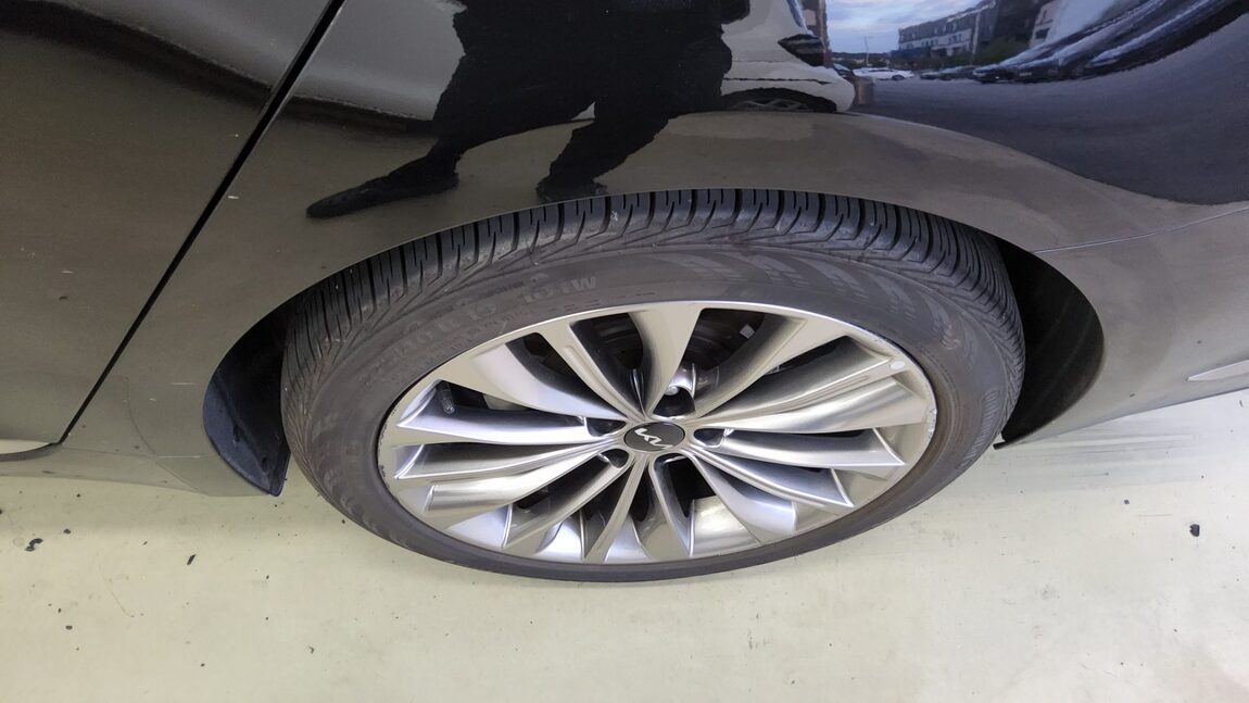 KIA THE NEW K9 (RJ) 3.8 GASOLINE AWD PLATINUM BEST SELECTION I 2023 - zdjęcie 24