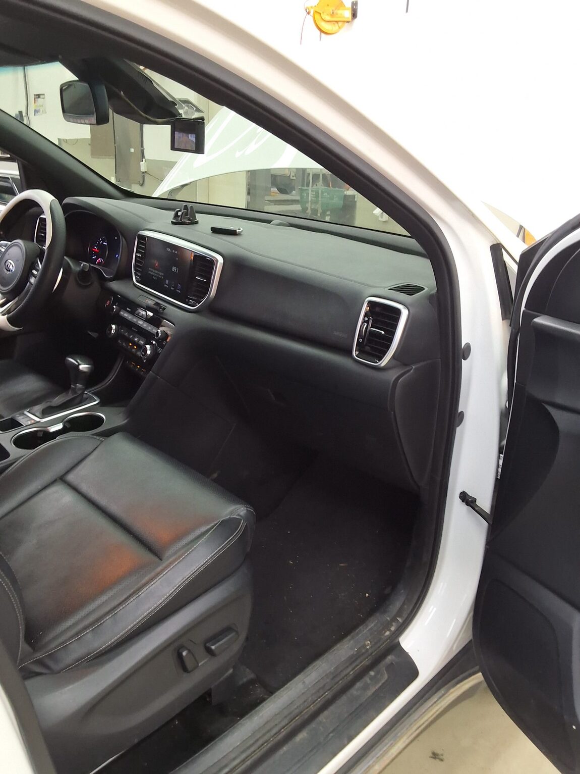KIA SPORTAGE THE BOLD R2.0 DIESEL 2WD SIGNATURE 2020 - zdjęcie 14