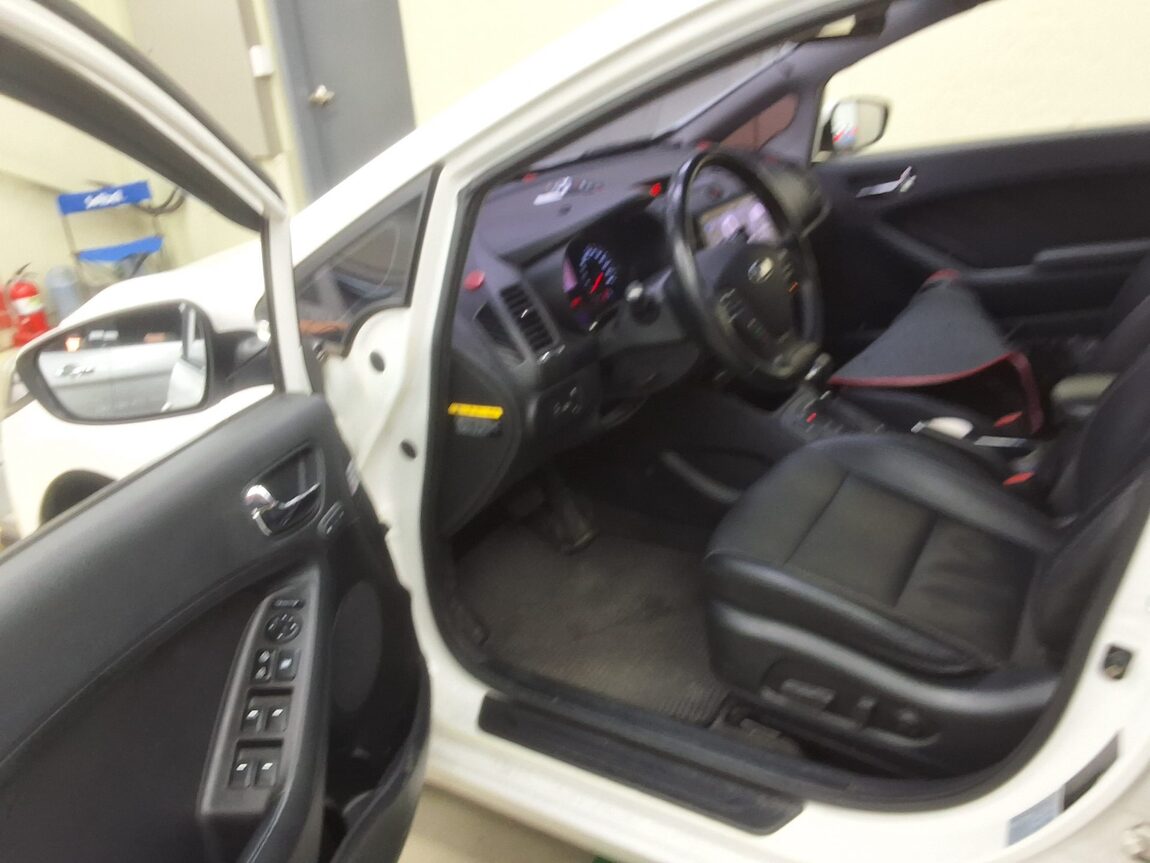 KIA K3 1.6 GDI NOBLESSE 2015 - zdjęcie 11