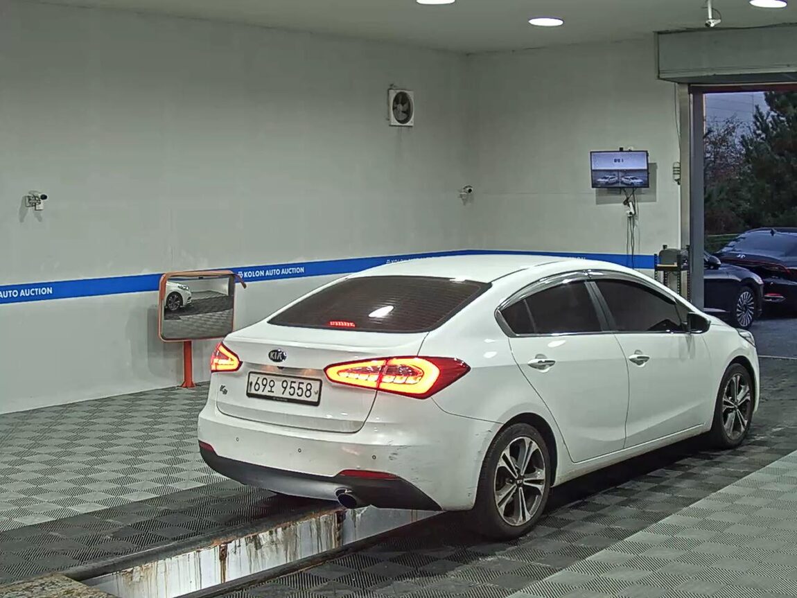 KIA K3 1.6 GDI NOBLESSE 2015 - zdjęcie 5