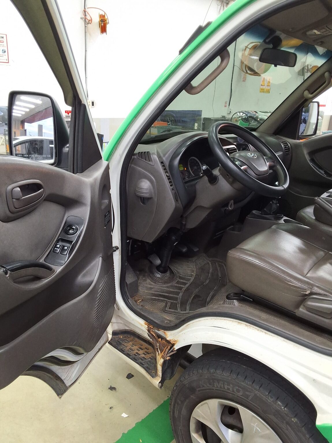 HYUNDAI PORTER II CRDi SUPER CAB EXTRA LONG WHEELBASE SUPER 2012 - zdjęcie 10