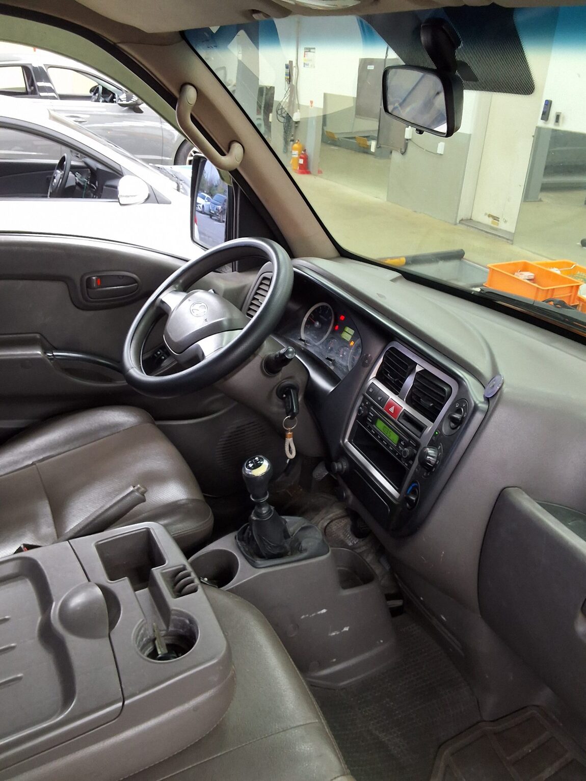 HYUNDAI PORTER II CRDi SUPER CAB EXTRA LONG WHEELBASE SUPER 2012 - zdjęcie 11