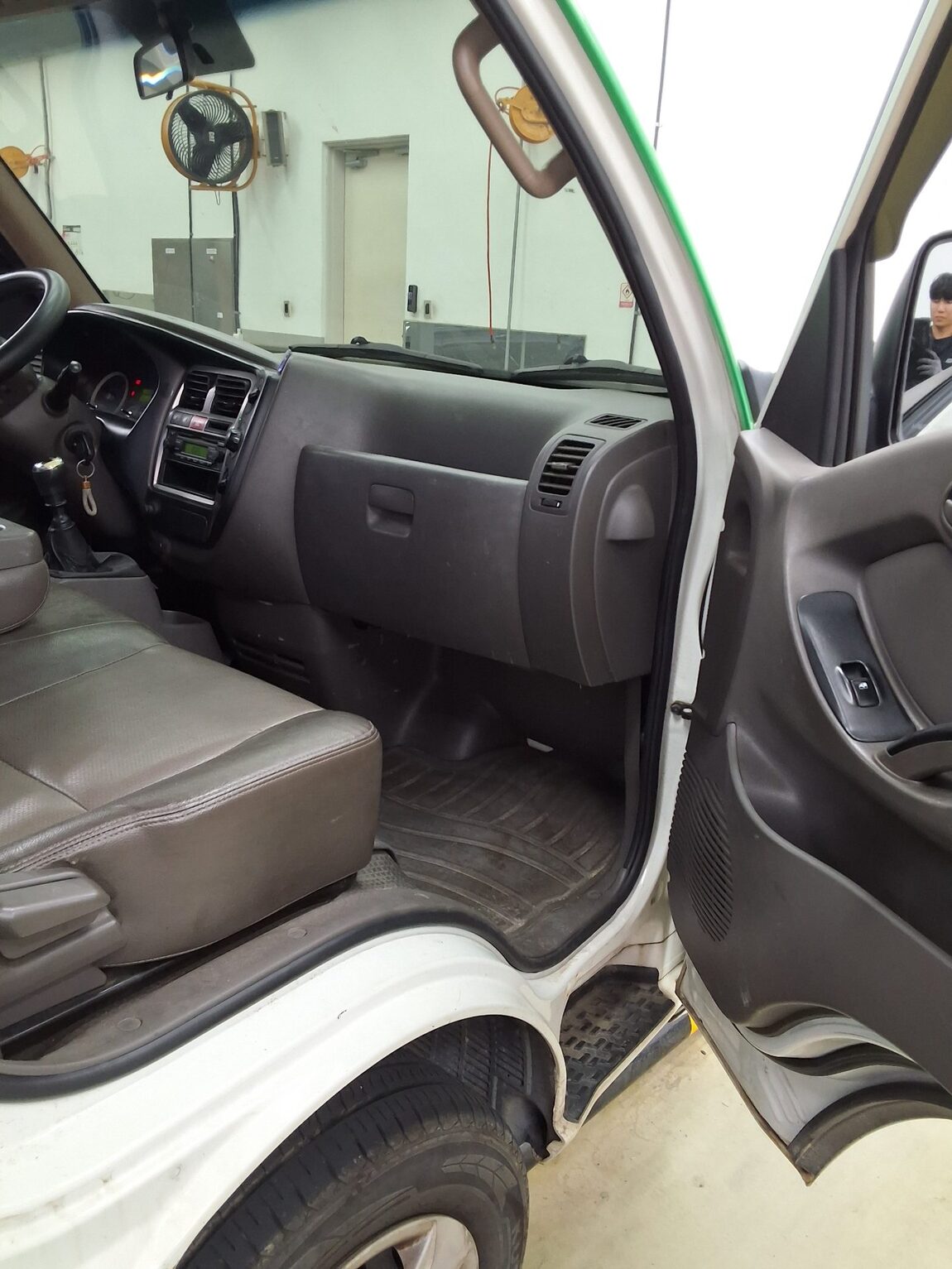HYUNDAI PORTER II CRDi SUPER CAB EXTRA LONG WHEELBASE SUPER 2012 - zdjęcie 12
