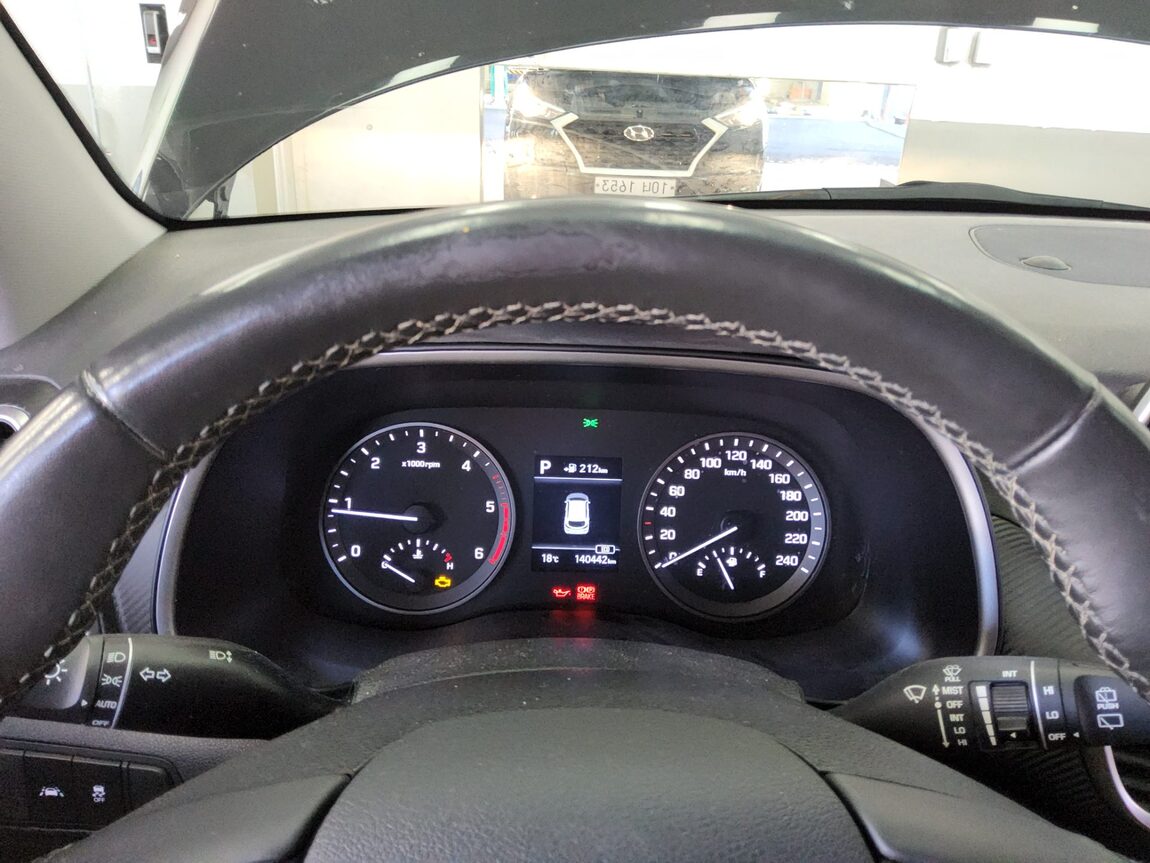HYUNDAI NEW TUCSON 1.6 DIESEL 2WD MODERN 2019 - zdjęcie 9