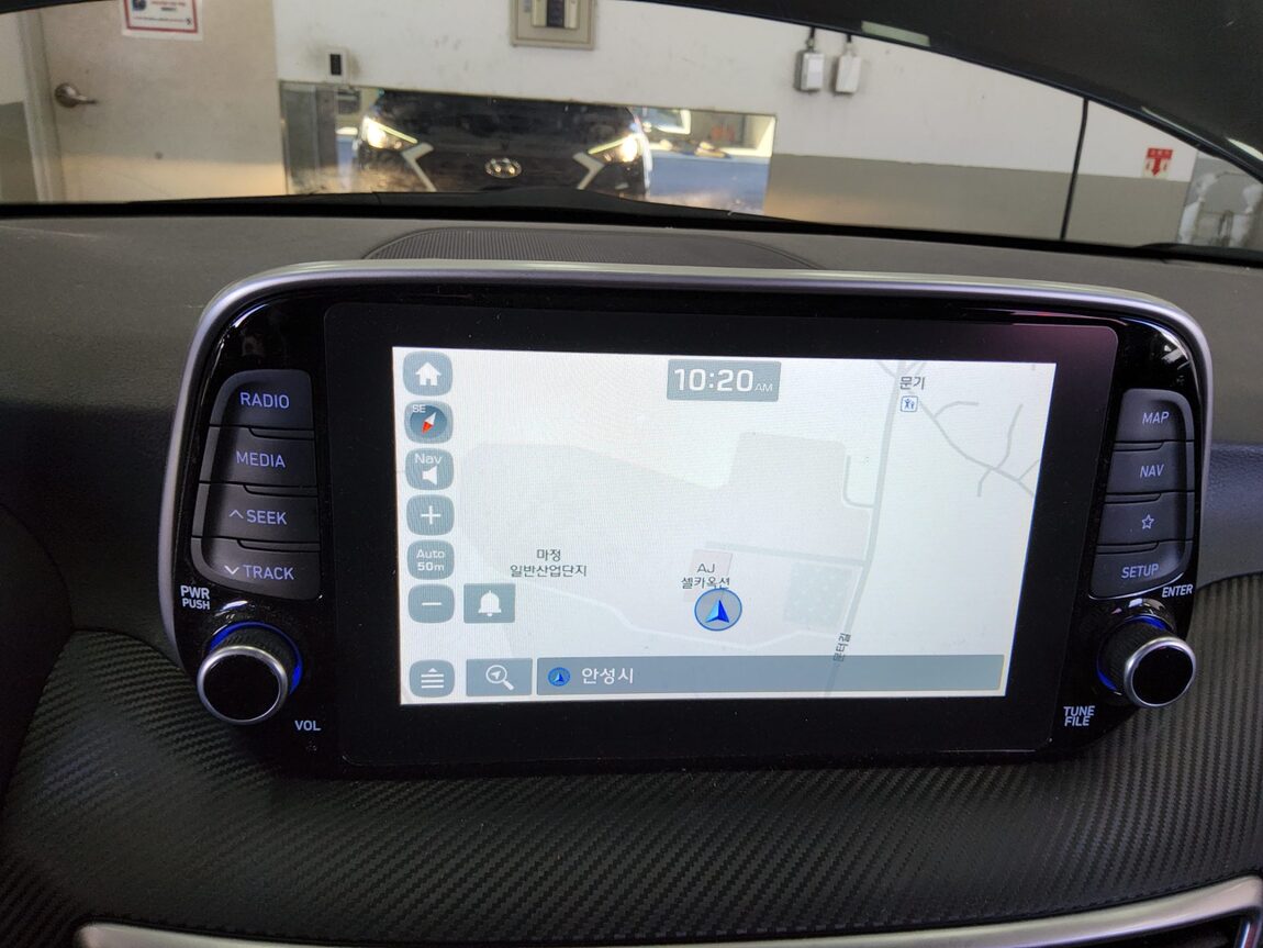 HYUNDAI NEW TUCSON 1.6 DIESEL 2WD MODERN 2019 - zdjęcie 18