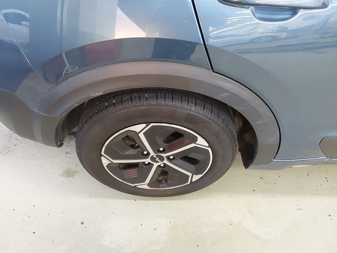 KIA THE ALL NEW NIRO 1.6 HEV TRENDY 2023 - zdjęcie 23