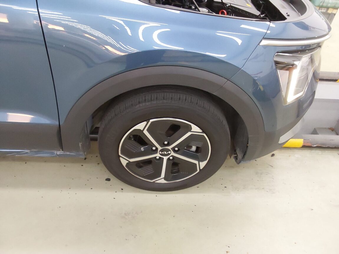 KIA THE ALL NEW NIRO 1.6 HEV TRENDY 2023 - zdjęcie 22