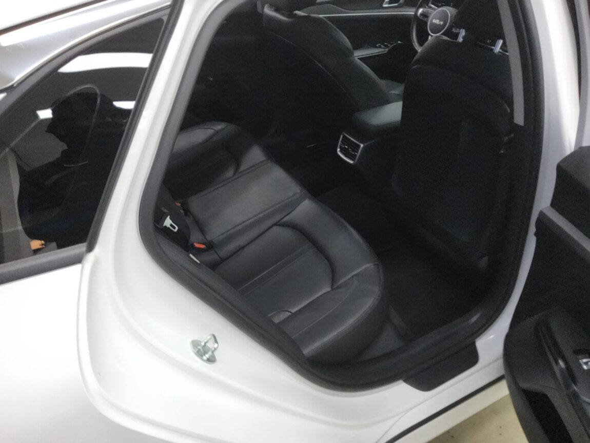 KIA NEW K5 (DL3) 2.0 LPI RENTAL CAR STANDARD 2023 - zdjęcie 13