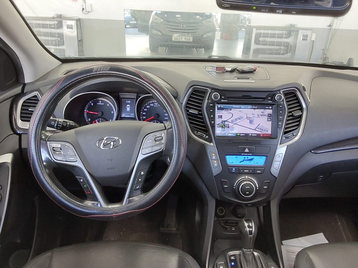 HYUNDAI SANTA FE (DM) DIESEL R2.0 2WD PREMIUM 2015 - zdjęcie 11