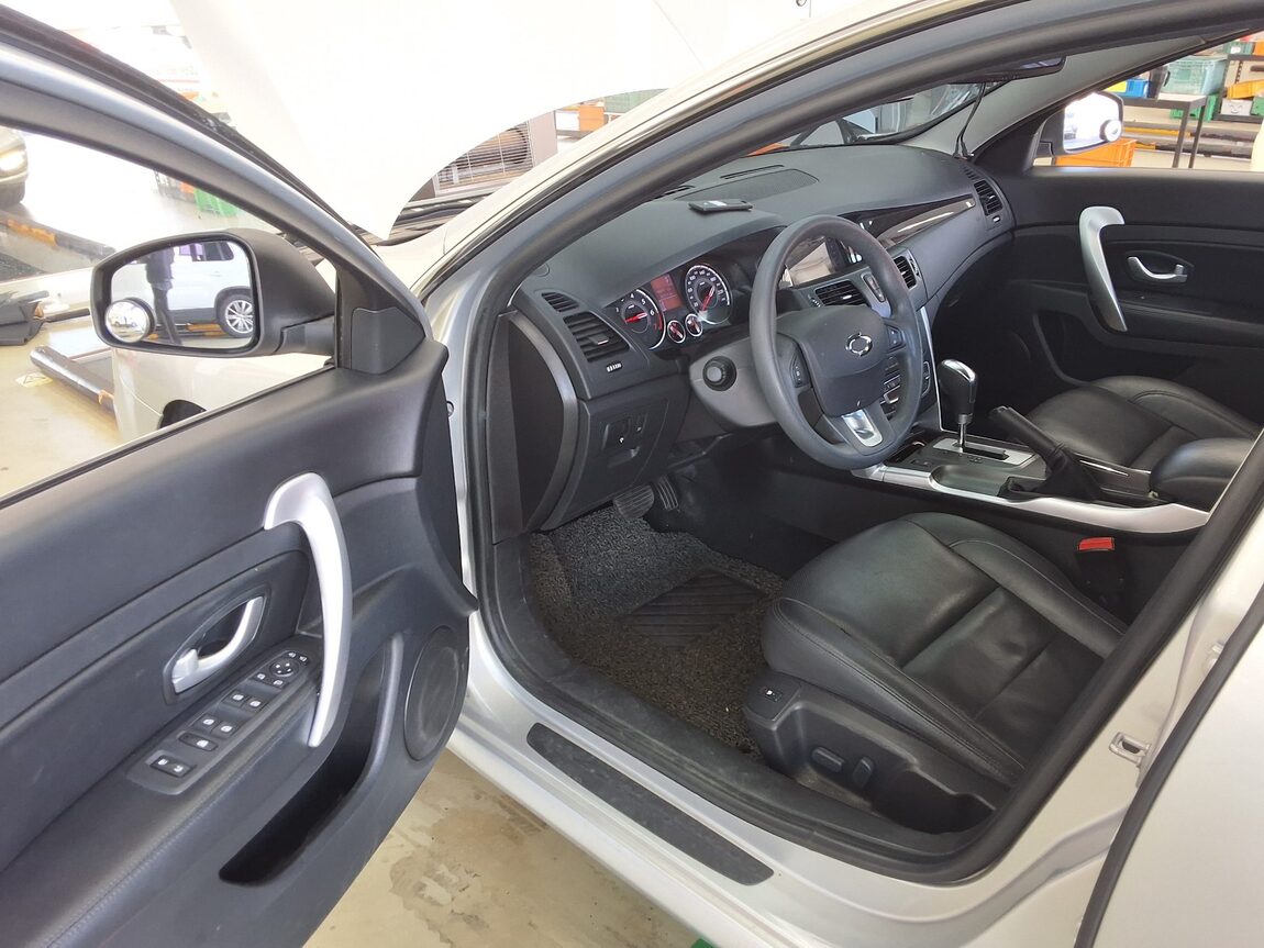 RENAULT (SAMSUNG) SM5 NOVA CLASSIC 2018 - zdjęcie 10