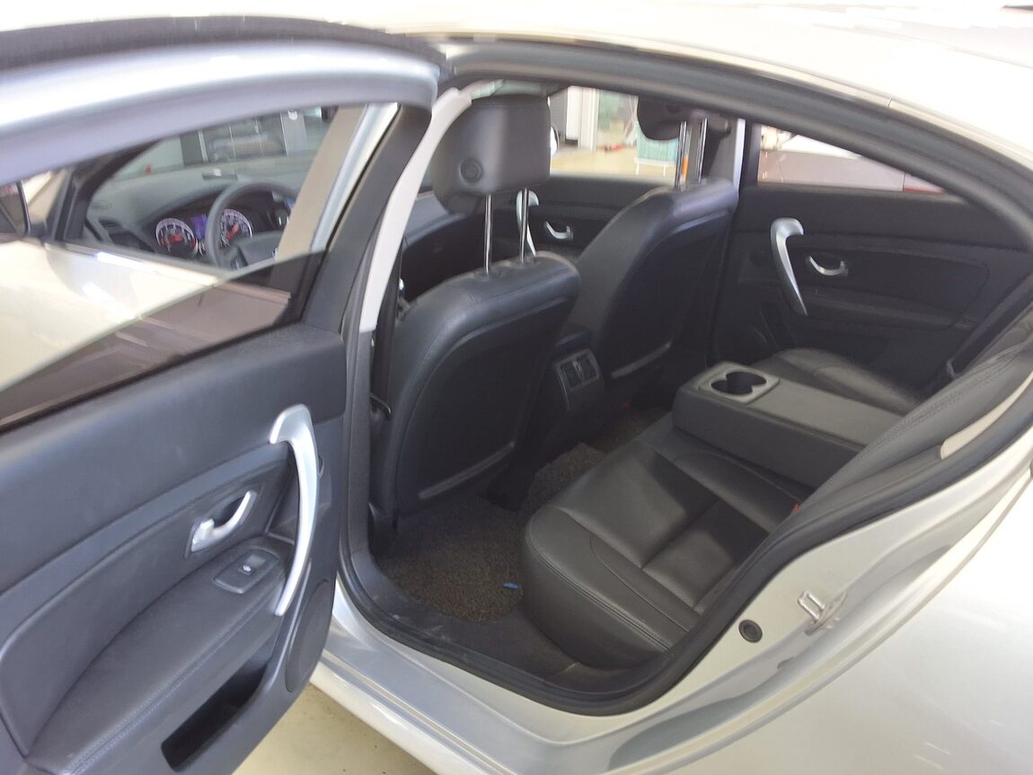 RENAULT (SAMSUNG) SM5 NOVA CLASSIC 2018 - zdjęcie 12