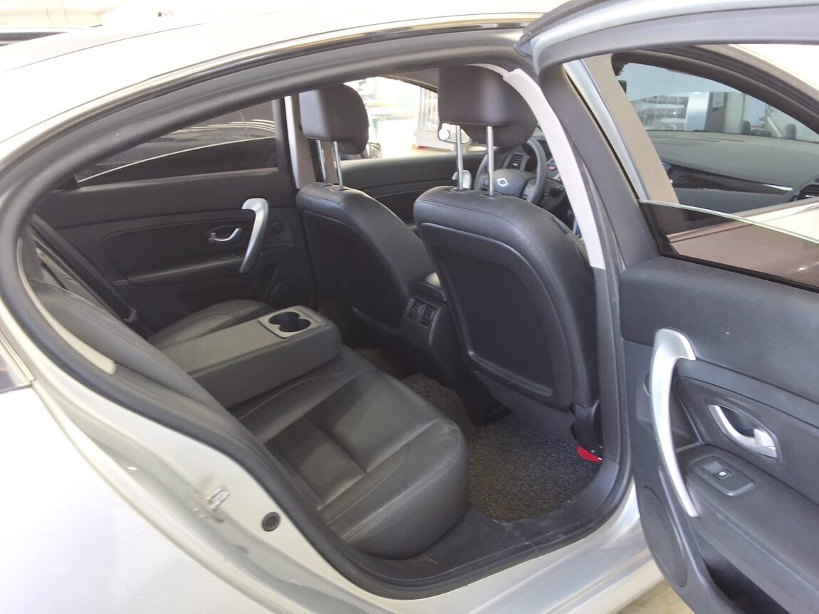 RENAULT (SAMSUNG) SM5 NOVA CLASSIC 2018 - zdjęcie 13