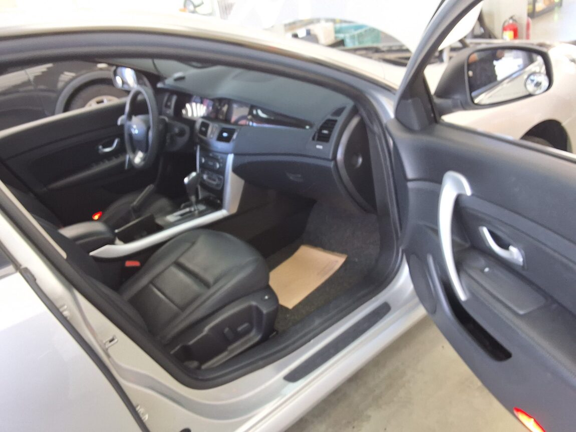 RENAULT (SAMSUNG) SM5 NOVA CLASSIC 2018 - zdjęcie 14
