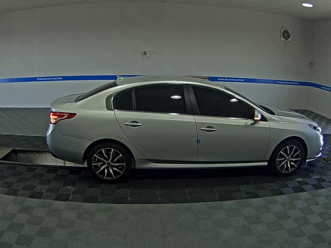 RENAULT (SAMSUNG) SM5 NOVA CLASSIC 2018 - zdjęcie 4