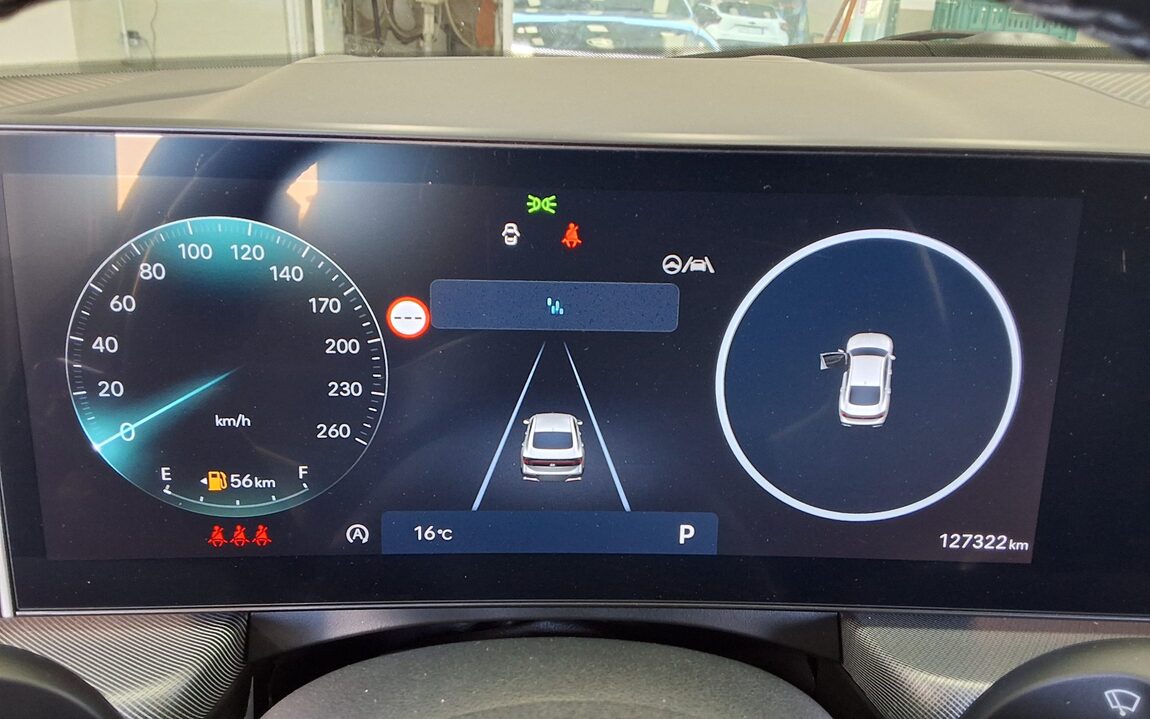 HYUNDAI SONATA THE EDGE GASOLINE 2.0 INSPIRATION 2024 - zdjęcie 9