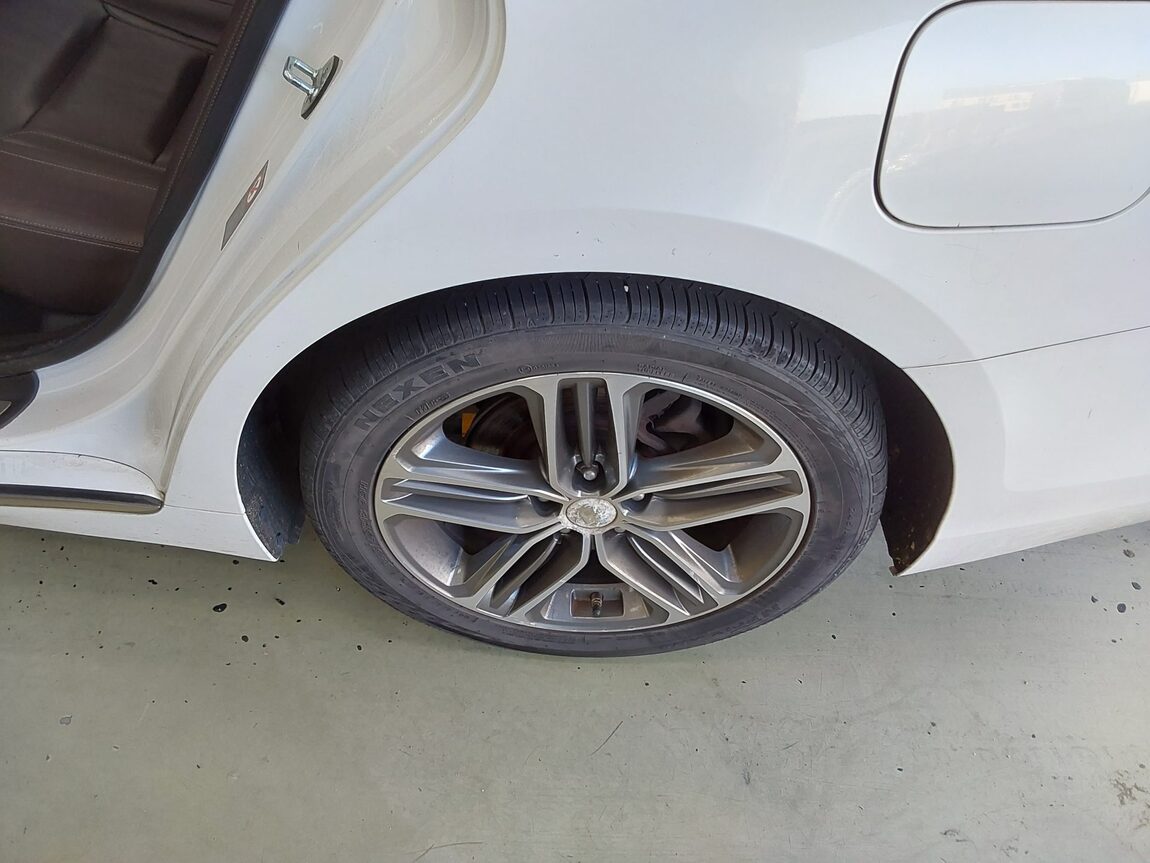 HYUNDAI GRANDEUR IG 2.4 GDi PREMIUM SPECIAL 2018 - zdjęcie 22