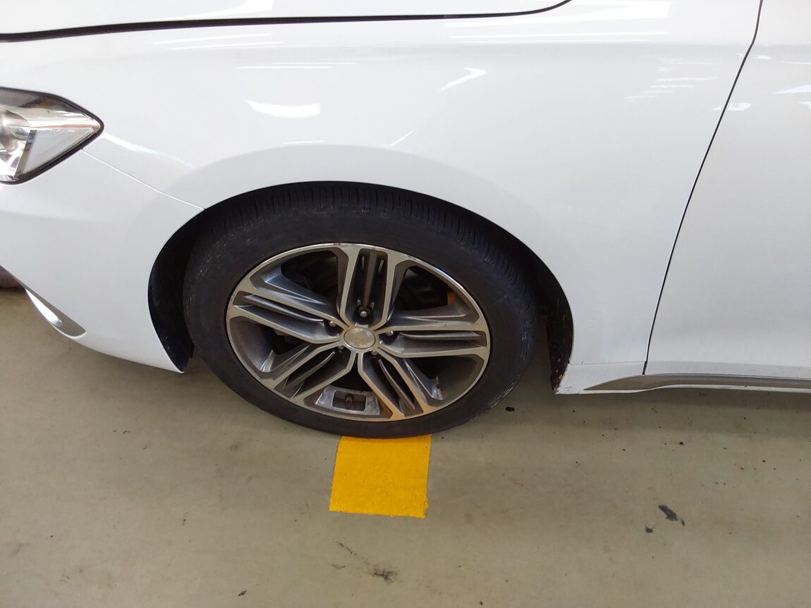 HYUNDAI GRANDEUR IG 2.4 GDi PREMIUM SPECIAL 2018 - zdjęcie 21