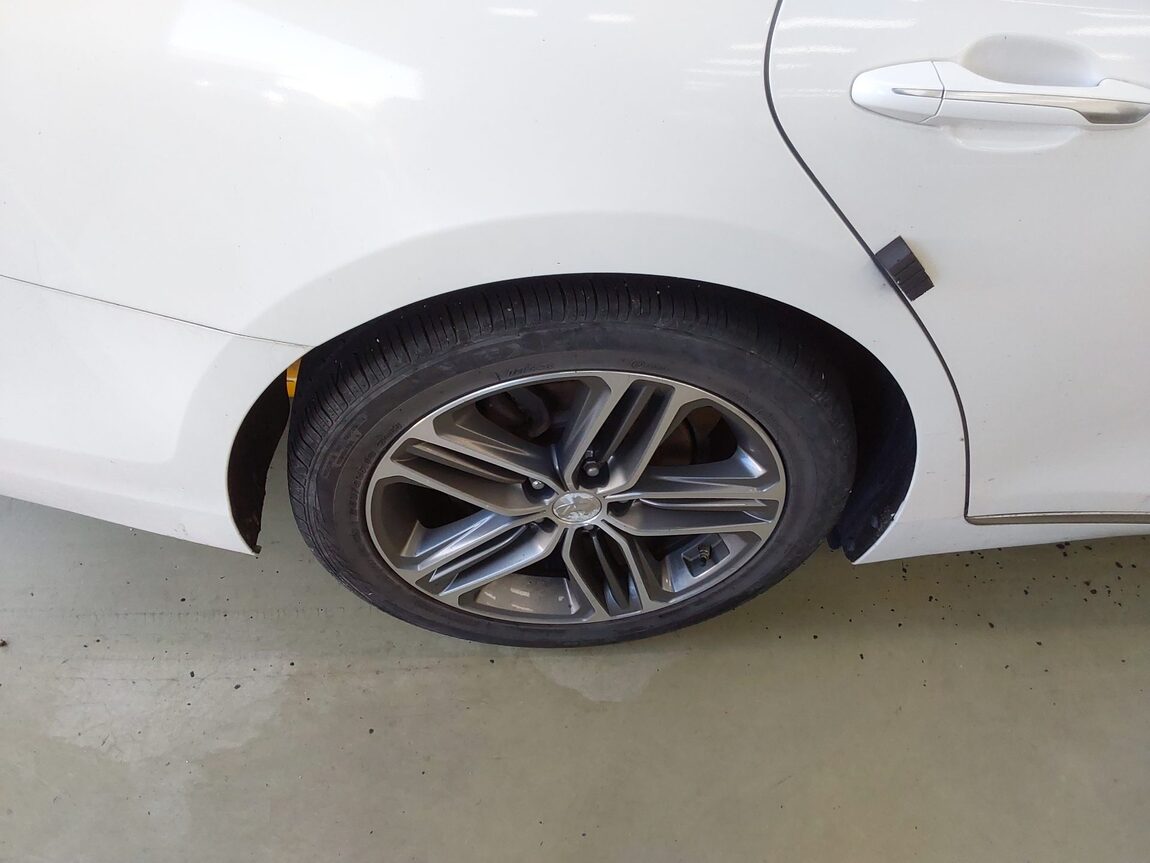HYUNDAI GRANDEUR IG 2.4 GDi PREMIUM SPECIAL 2018 - zdjęcie 24