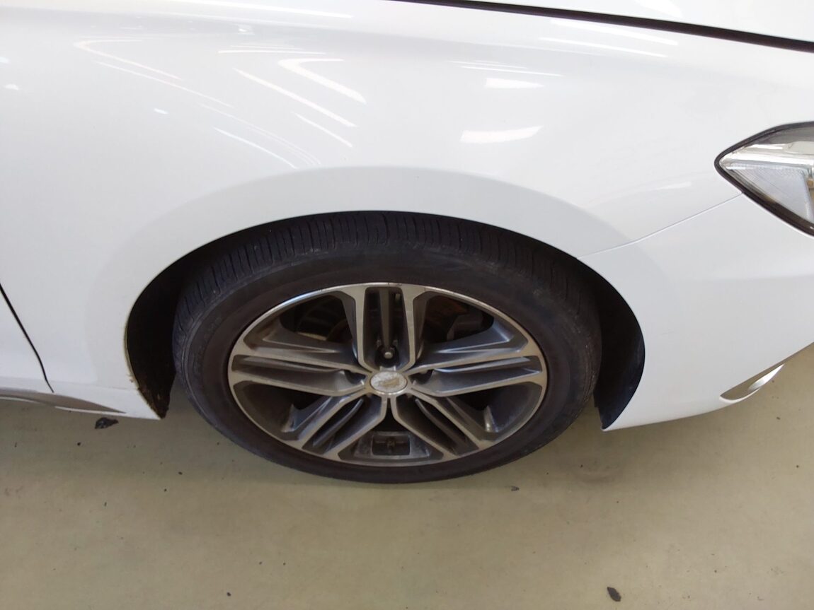 HYUNDAI GRANDEUR IG 2.4 GDi PREMIUM SPECIAL 2018 - zdjęcie 23