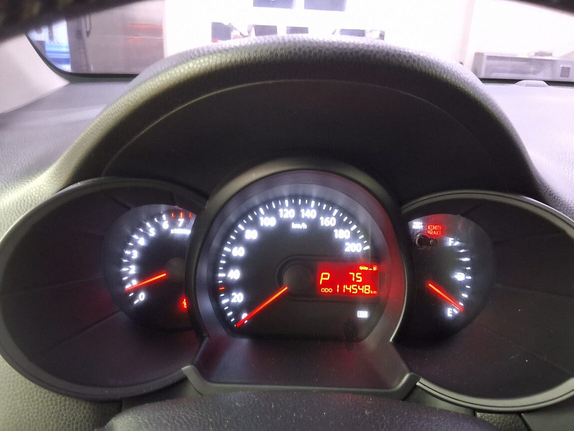 KIA ALL NEW MORNING GASOLINE DELUXE 2012 - zdjęcie 10