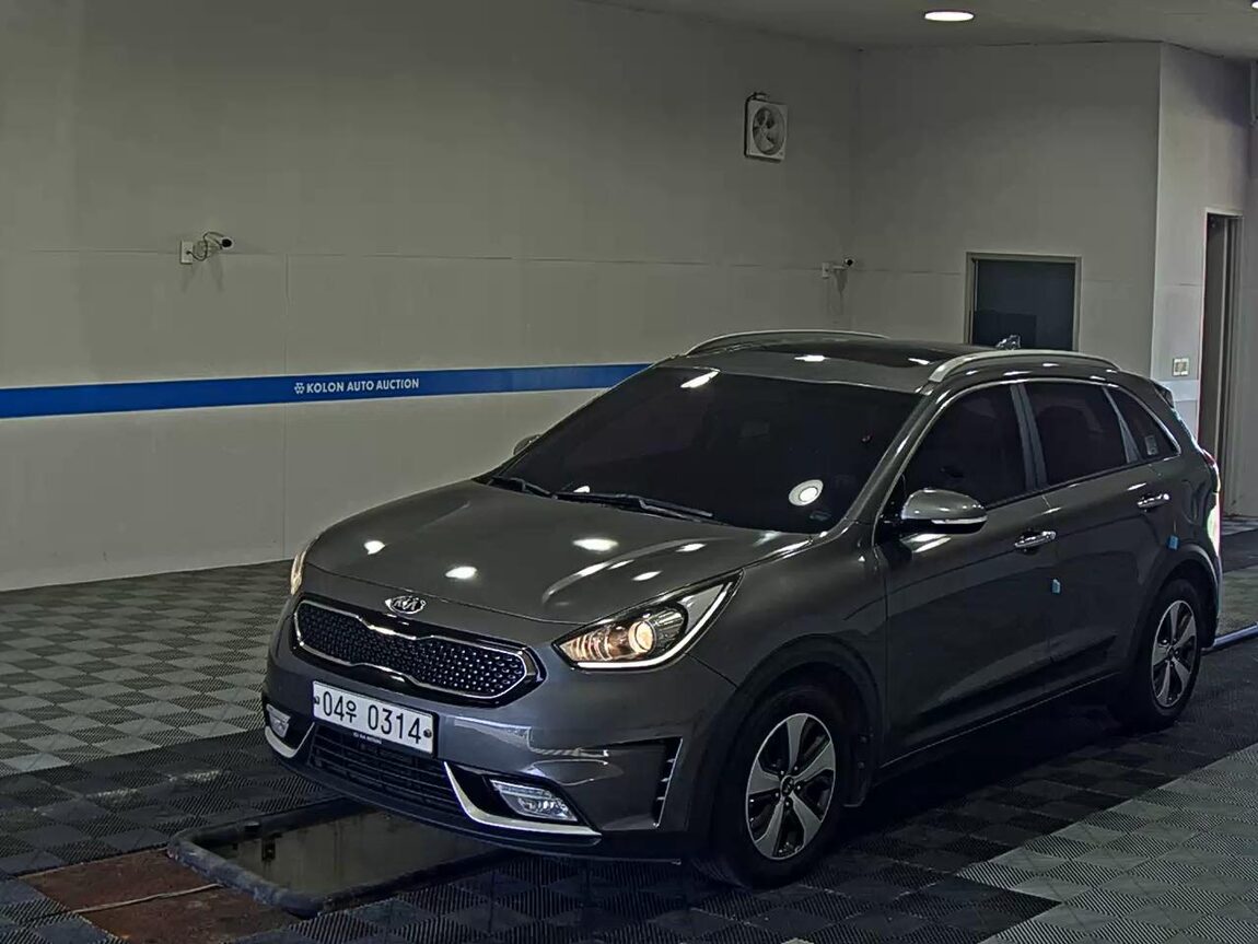 KIA NIRO 1.6 HYBRID PRESTIGE 2017 - zdjęcie 2