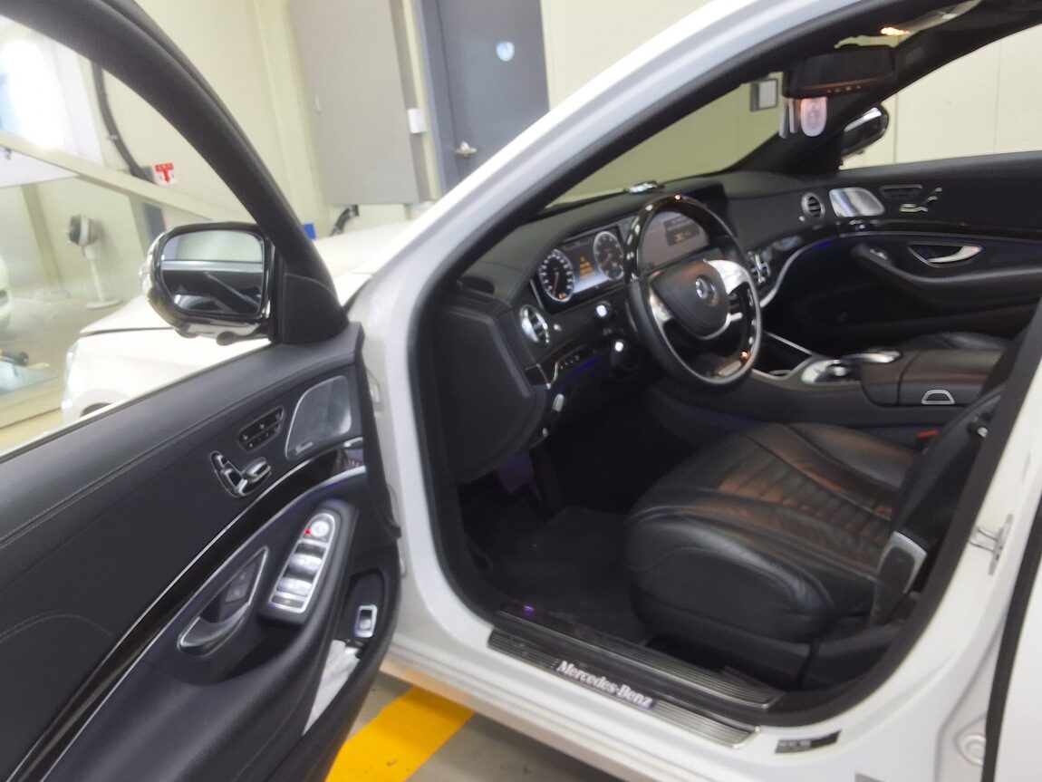 MERCEDES-BENZ S-CLASS (6TH GEN) S500L 4MATIC 2015 - zdjęcie 11