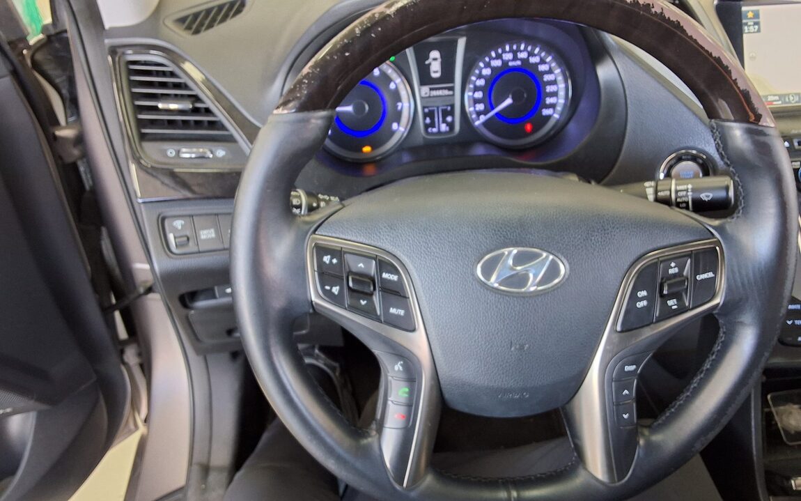 HYUNDAI GRANDEUR HG LPI DISABLED VEHICLE 2014 - zdjęcie 17