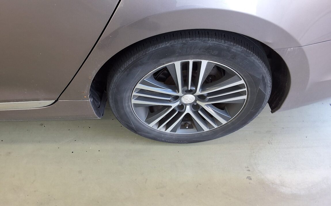 HYUNDAI GRANDEUR HG LPI DISABLED VEHICLE 2014 - zdjęcie 24