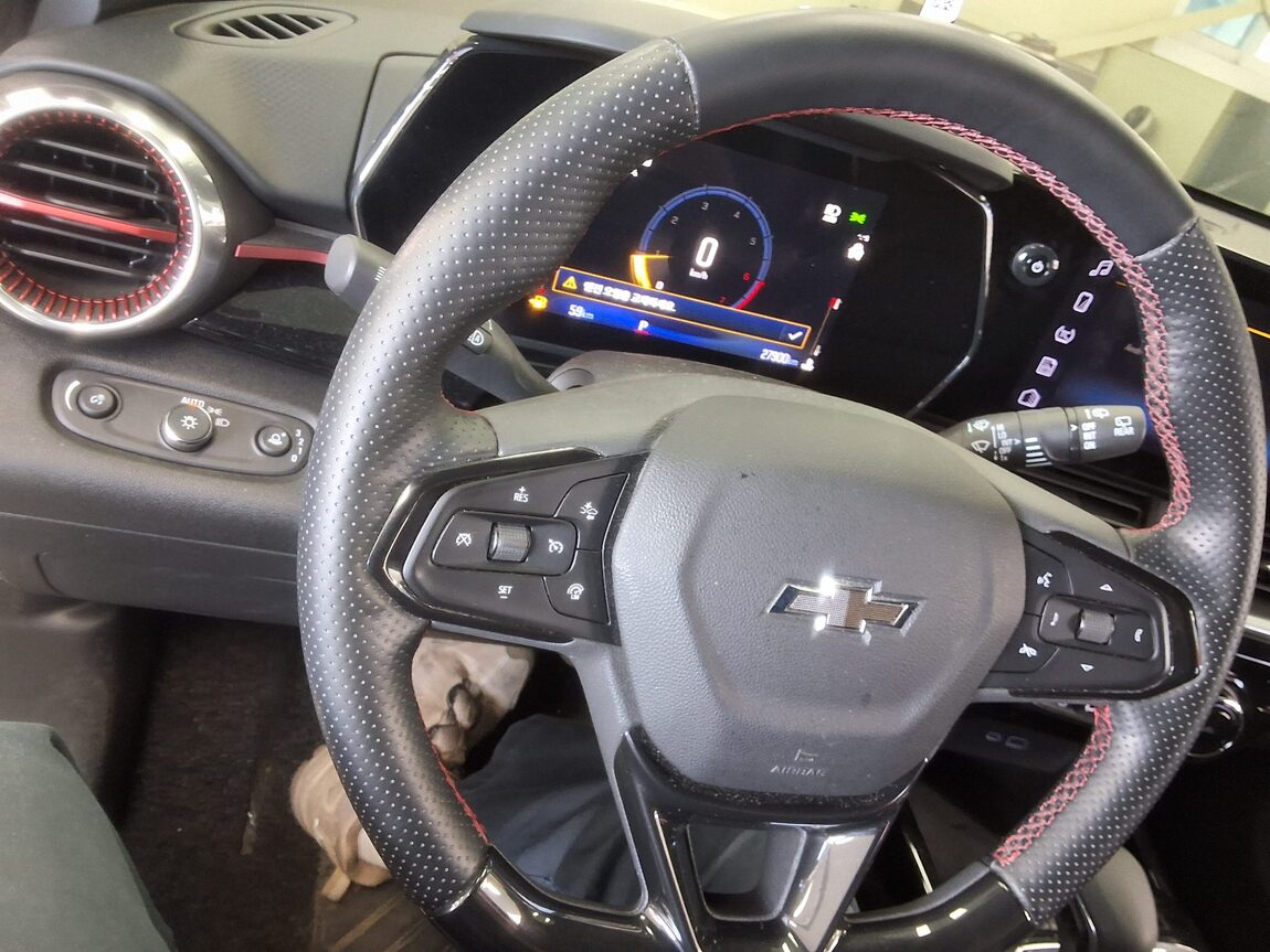 CHEVROLET (DAEWOO) TRAX CROSSOVER 1.2 GASOLINE TURBO RS 2024 - zdjęcie 23